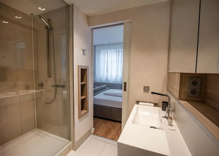 شقة فندقية Brera Serviced Frankfurt Oper 4*